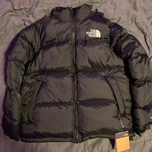 North face Puffer Jacket size men’s small